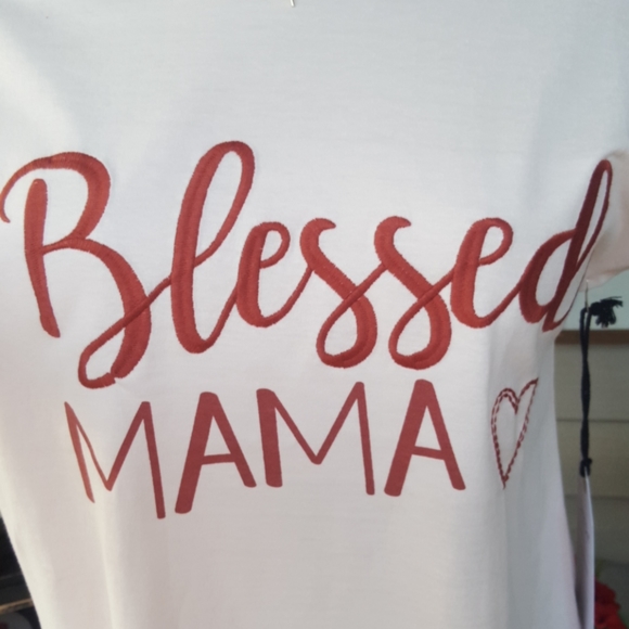 SWEET SOUL CLOTHING CO. ♡ NWT Sweet "Blessed MAMA 🤍" Short Sleeve T-Shirt S - Picture 3 of 17